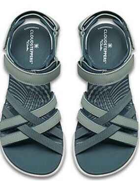 Clarks® Cloudsteppers Mira Shore Women's Strappy
Sport Sandals